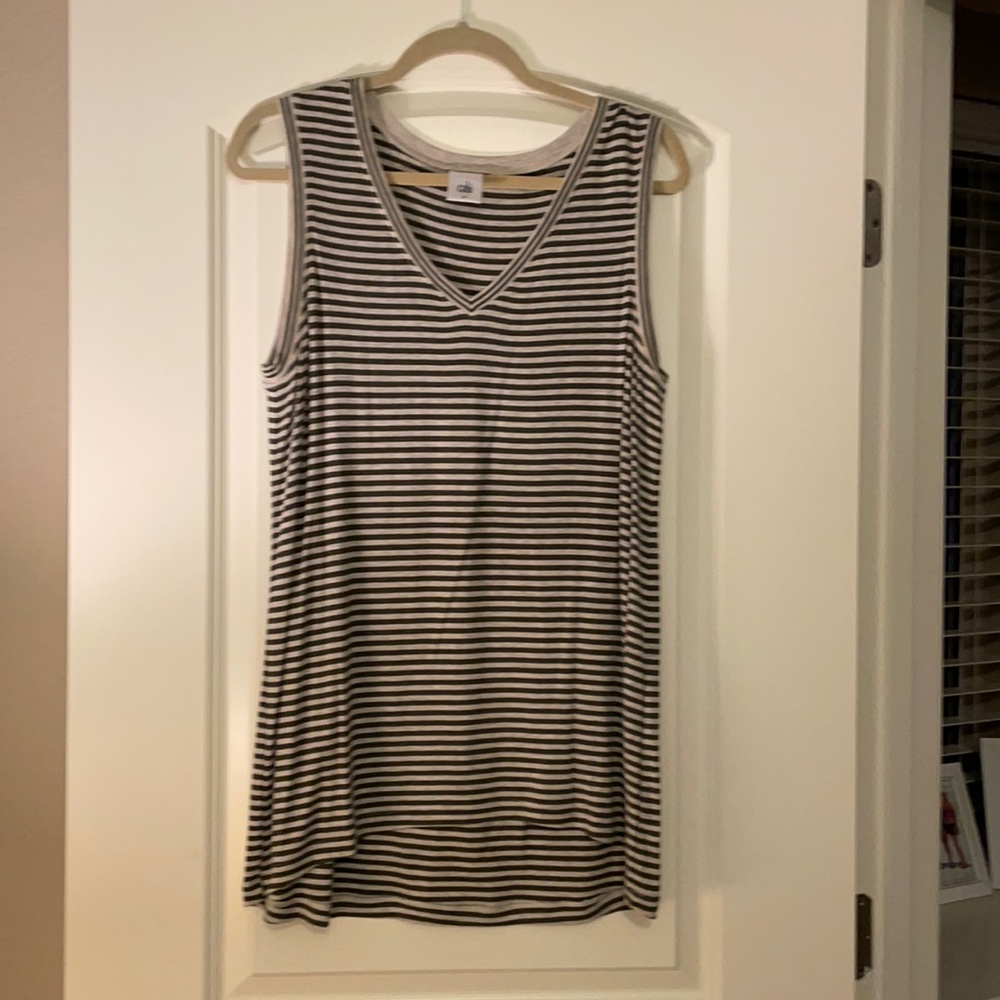 Cute Cabi & Boutique Finds Clean-out!Cabi med tank